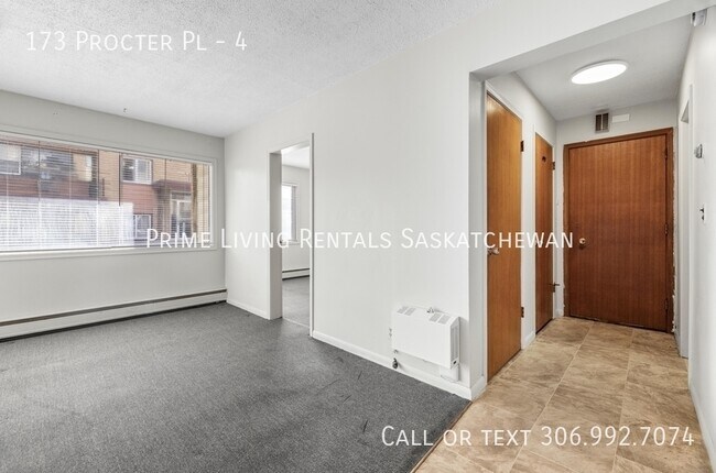 Photo - 173 Procter Pl Unit 4