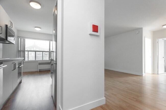 Photo - 99 Tyndall Ave Unit 205