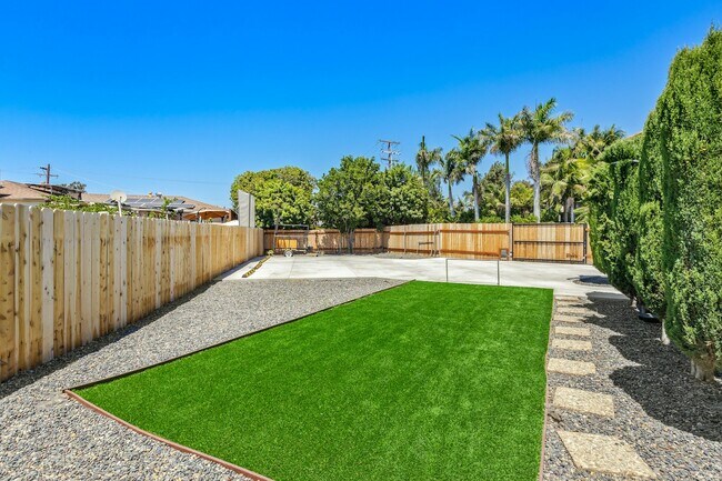 Photo - 5590 Shasta Ln