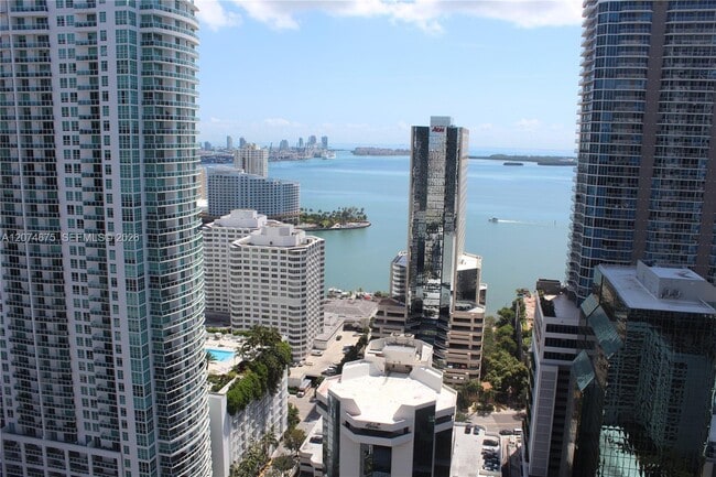 Photo - 1010 Brickell Ave Unidad 3403