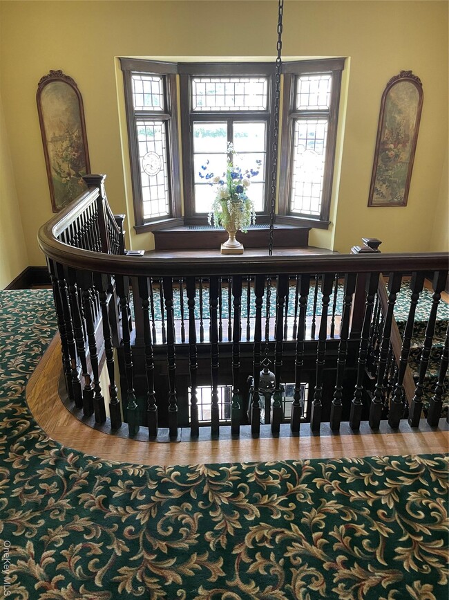 Photo - 139 S Broadway Unit 3