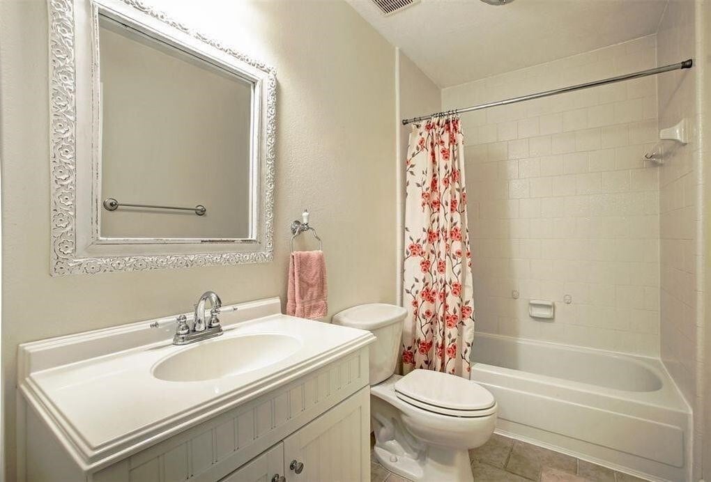 Photo - 3515 Meadowcrest Ln