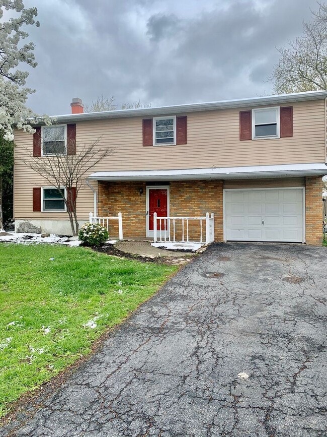 Photo - 8038 Evesborough Dr