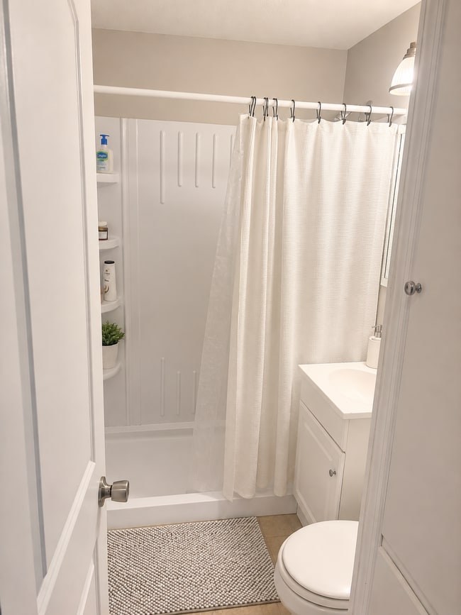 Photo - 917 W 10th Ave