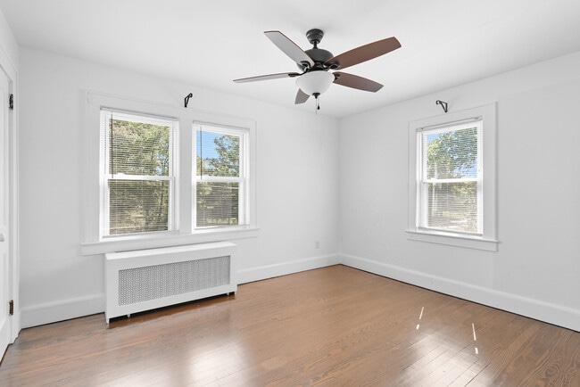 Photo - 115 Billian St