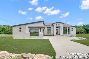Building Photo - 6846 Spring Branch Rd Rental
