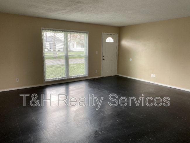 8126 Gilmore Rd
