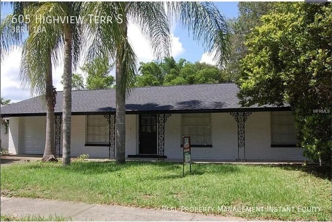 Building Photo - 605 Highview Terrace S