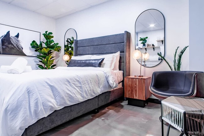 Photo - 1020 16th St NW Unit ID1037707P