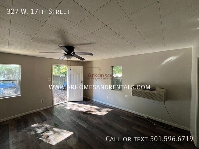 Photo - 327 W 17th St