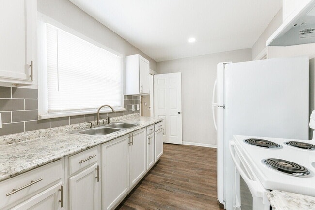 Photo - 1718 22nd St