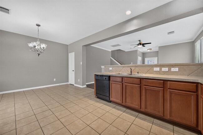 Photo - 8126 Montague Manor Ln