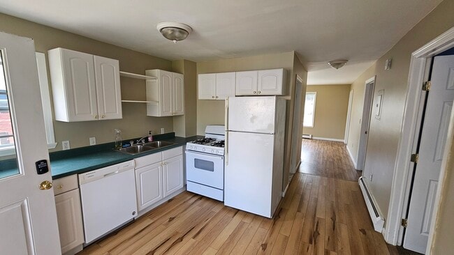 Building Photo - 20 Ward St Unit 20 B Rental