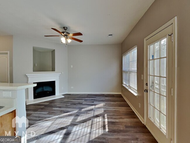 Photo - 2877 Windsor Forrest Ct