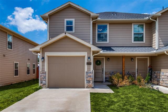 Building Photo - 209 W Forest Ave