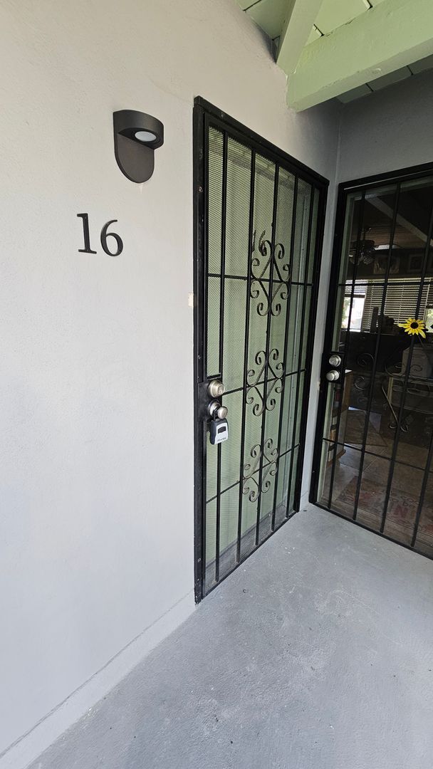 Redwood Terrace Apartments