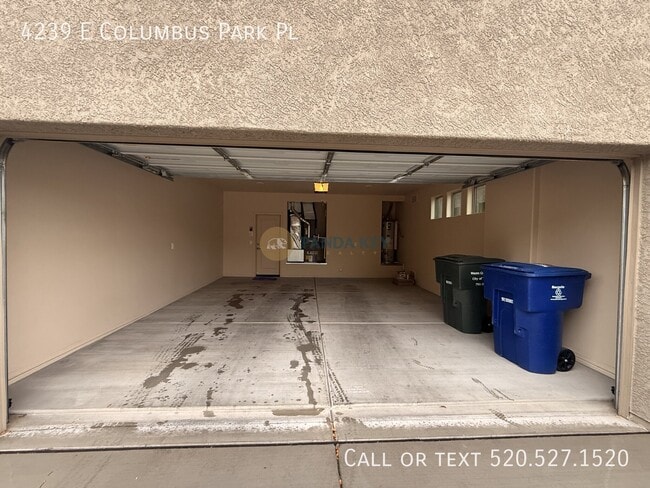 4239 E Columbus Park Pl