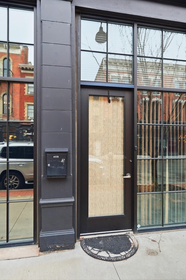 Photo - 408 Scott St