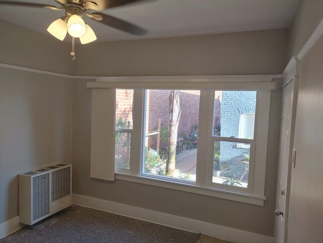 Photo - 135 W 5th St Unit A