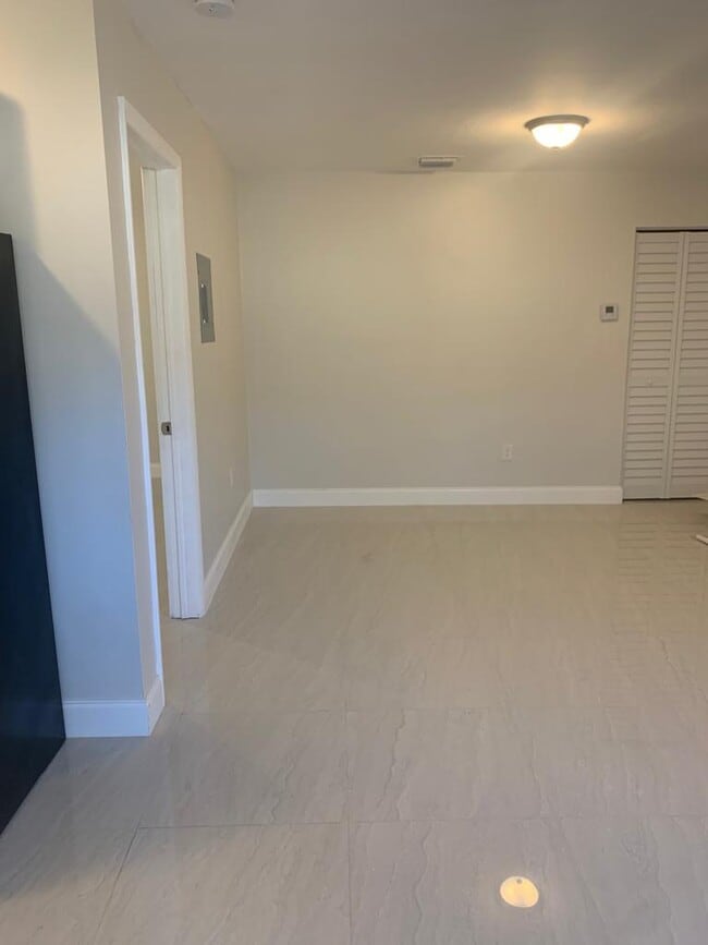 1531 NE 117th St Unit 1