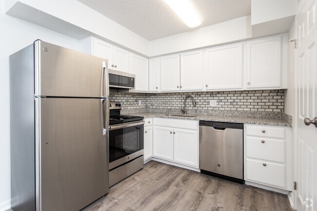 2BR, 1.5BA - 1,080 SF
