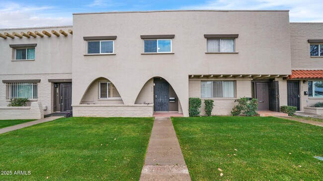 Building Photo - 6825 E Osborn Rd Rental