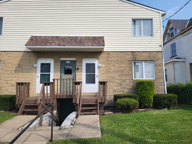 Photo - 739 2nd St Unidad 2b