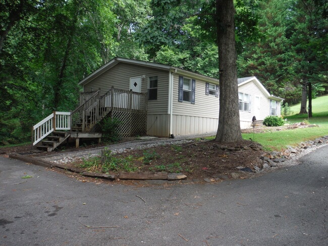 Photo - 127 John Lewis Dr
