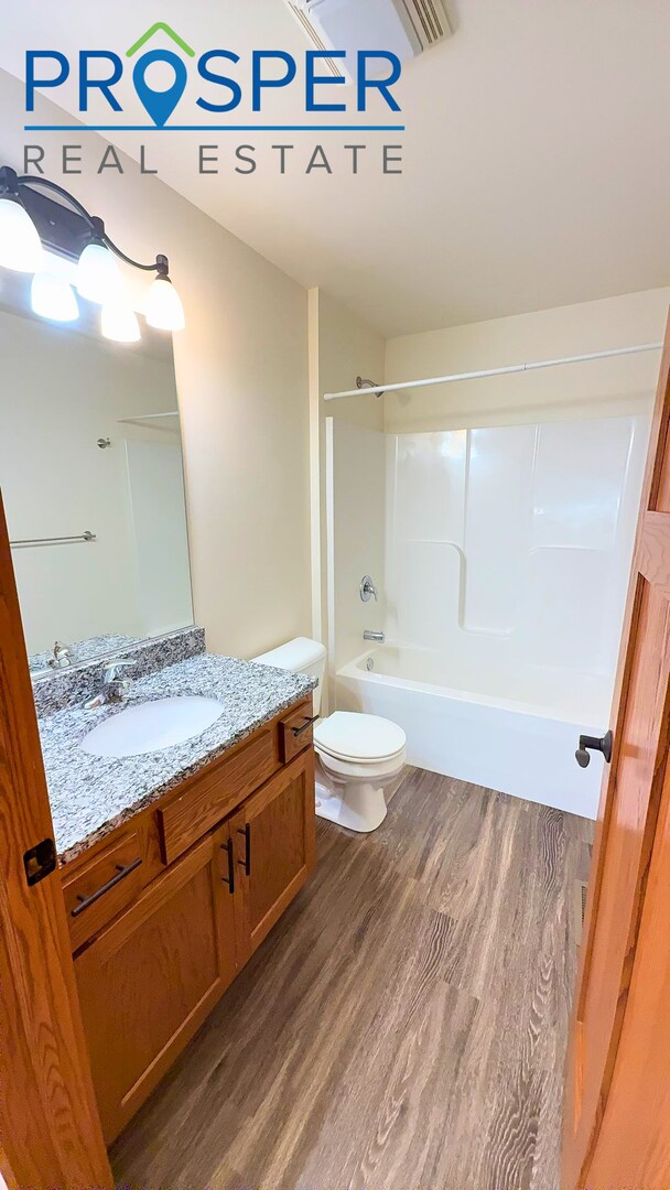 Photo - 2861 Western Ave Unidad WE2861-A