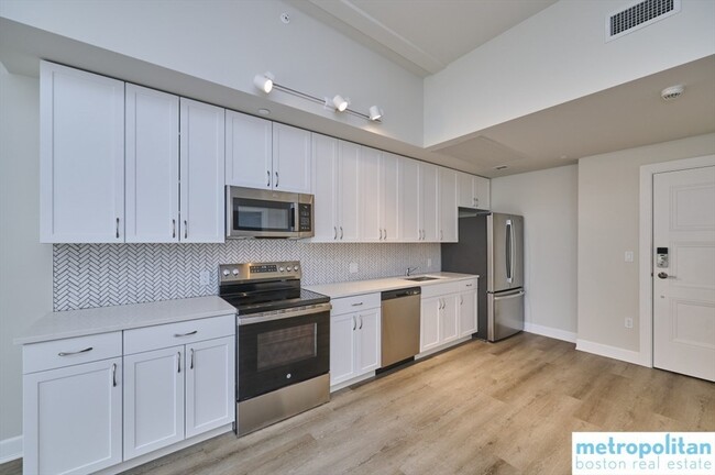Building Photo - 133 Salem St Unit 111 Rental