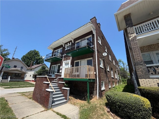 Building Photo - 1721 Allandale Ave Unit 3