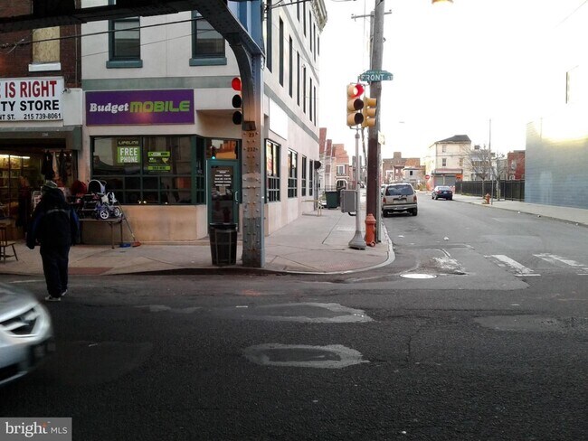 Photo - 2362 N Front St Unit Commercial