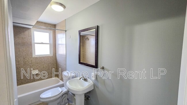 Photo - 64 Simpson Ave