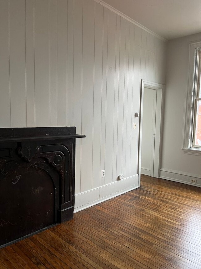 Photo - 415-417 Locust St Unit Apt 3