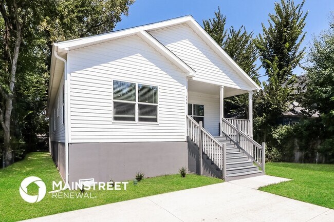 Photo - 774 Dillard St