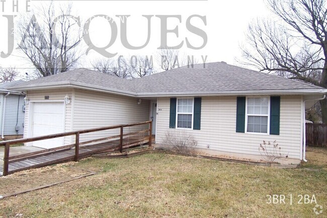 Building Photo - 3 Bedroom 2 bath Handicapped Accessible wi... Rental