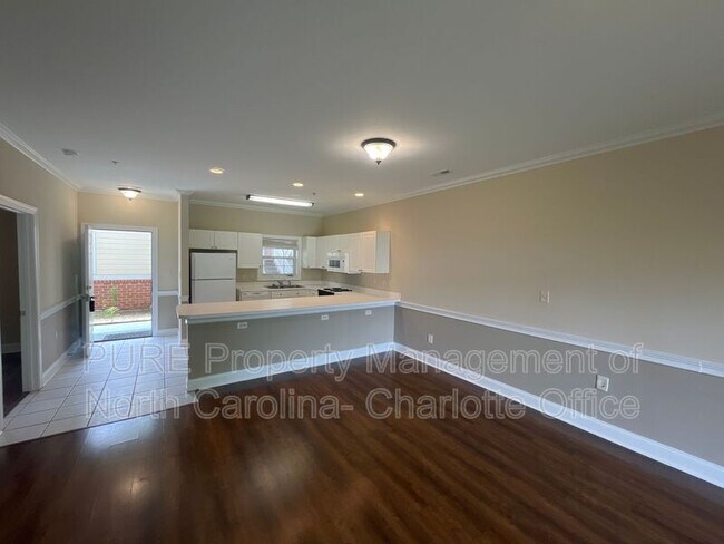 Photo - 8913 Meadow Vista Rd