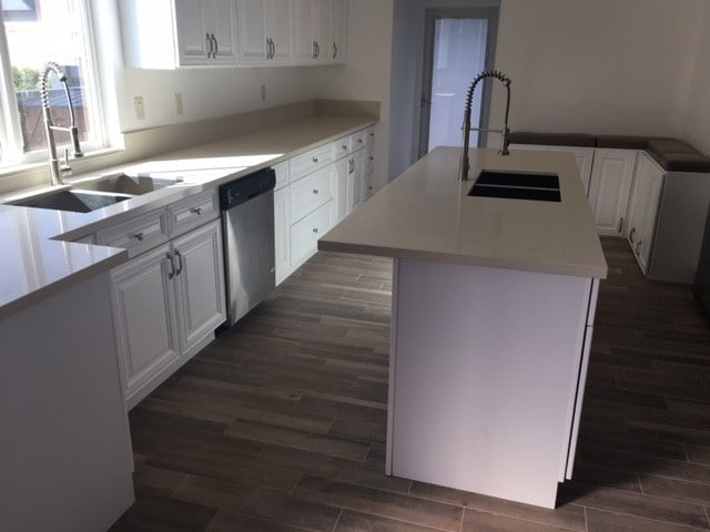 Cocina - 905 S Curson Ave