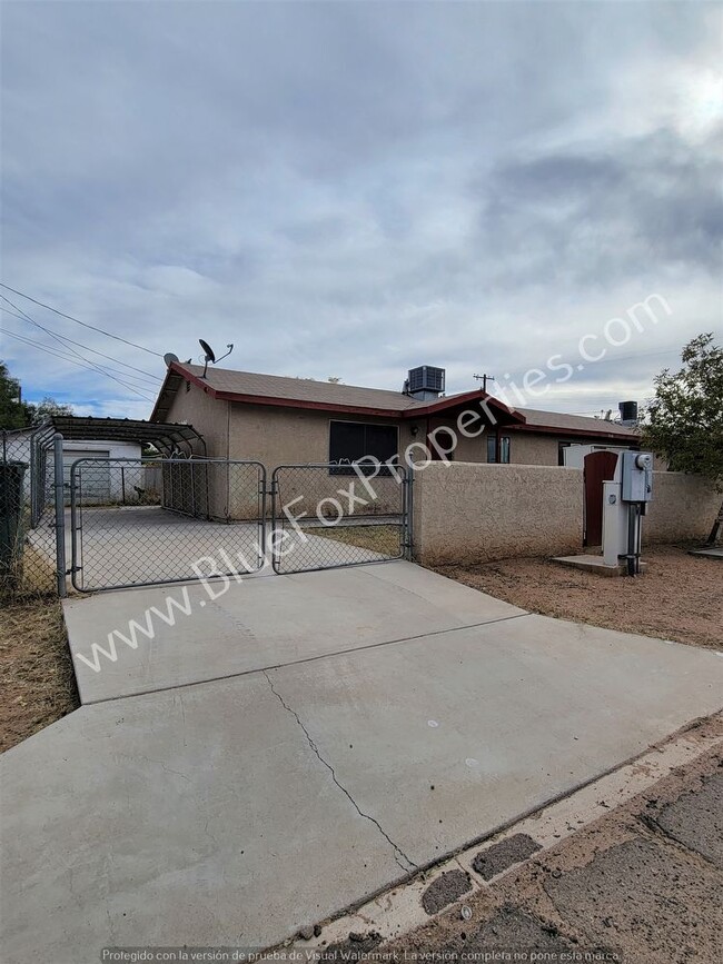 2 Bedroom, 2 Bathroom Home in Central Tucson - 2 Bedroom, 2 Bathroom Home in Central Tucson