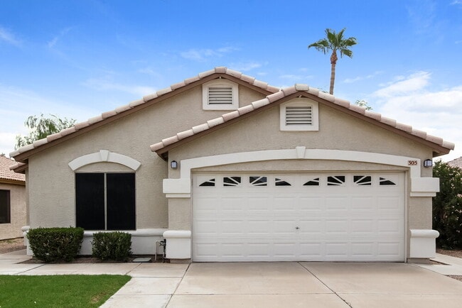 Building Photo - 305 N Abalone Dr