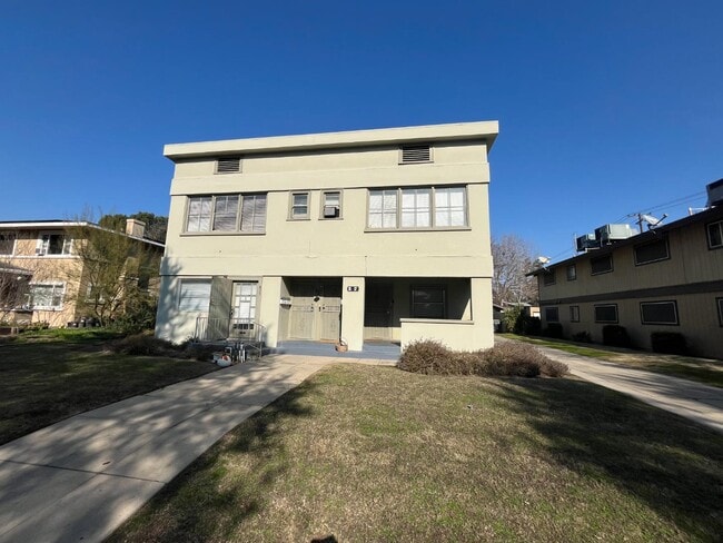 Photo - 835 E Weldon Ave