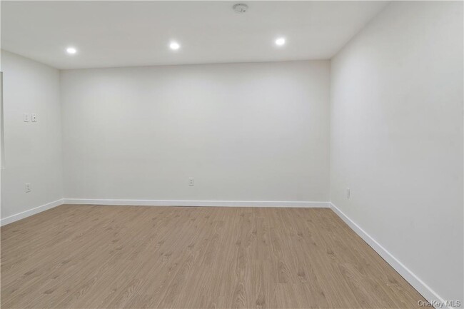 Photo - 348 Main St Unit 3D