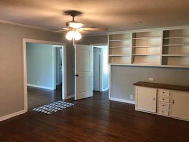 Building Photo - 1307 Aldridge-House-Commerce