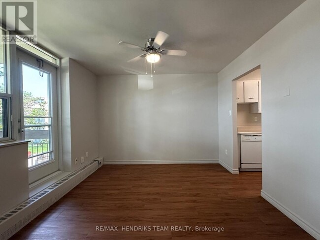Photo - 158 Fitch St Unit 318