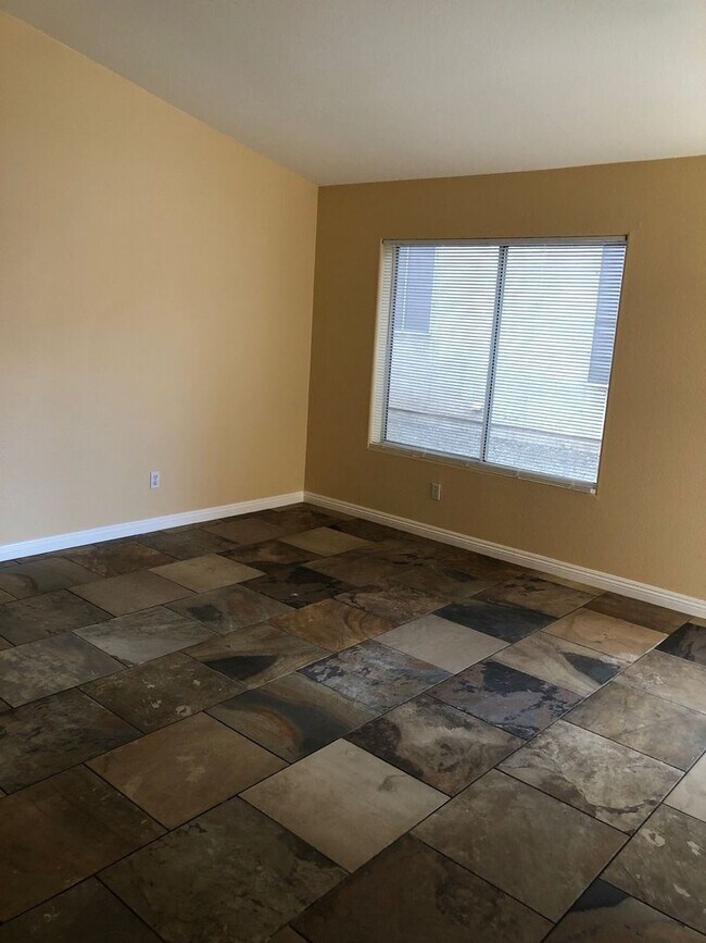 Photo - Single Story home in Northshore!