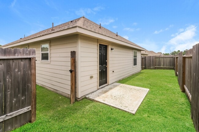 Photo - 8719 J C Oaks Cir