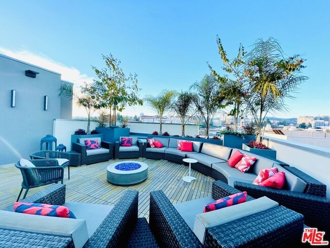 Photo - 1122 Gayley Ave Unidad 302