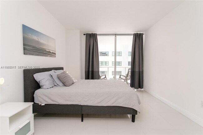 Photo - 6365 Collins Ave Unit 806