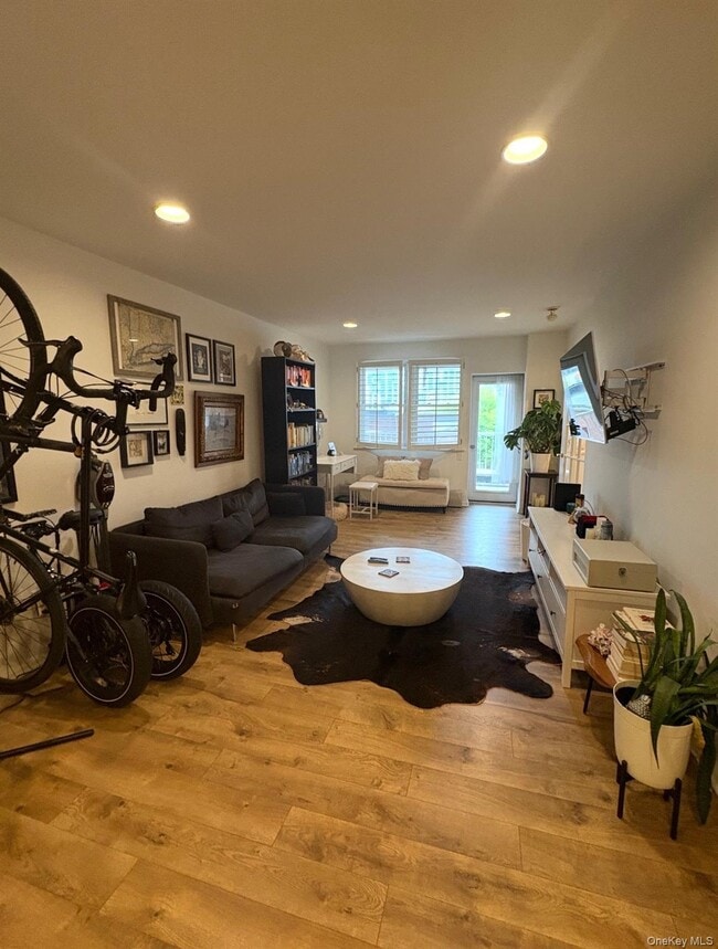 Photo - 55 Monroe Blvd Unit 2S