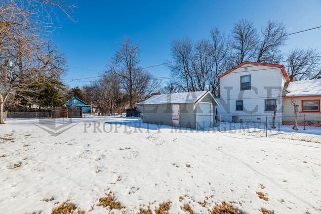 Photo - 1836 S Gold St